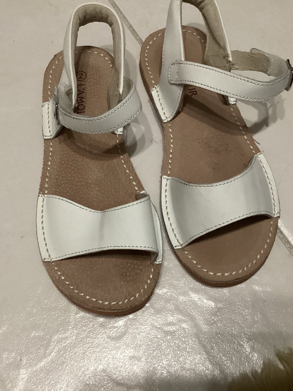 Toddler White Leather Open-Toe Strap Sandals size 2